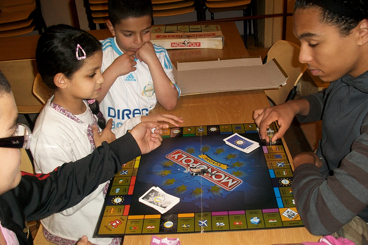 Jeux au centre